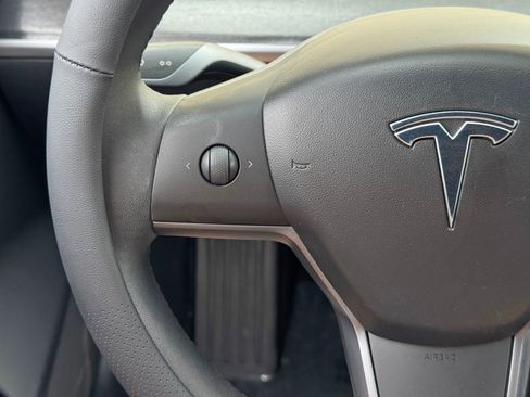 Used 2019 Tesla Model 3 Standard Range Plus RWD image 18