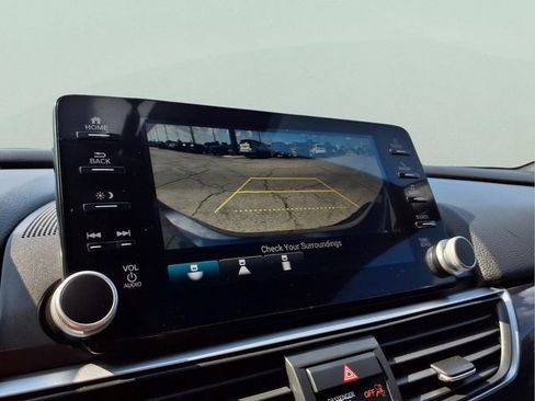 Used 2019 Honda Accord Sport image 13