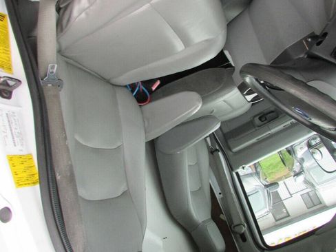 Used 2012 Ford E-450 and Econoline 450 Super Duty w/ PWR Locks & Windows Group RWD image 12
