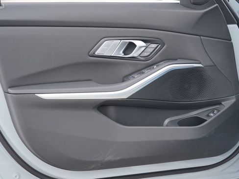 New 2026 BMW 330i Sedan w/ M Sport Package RWD image 9