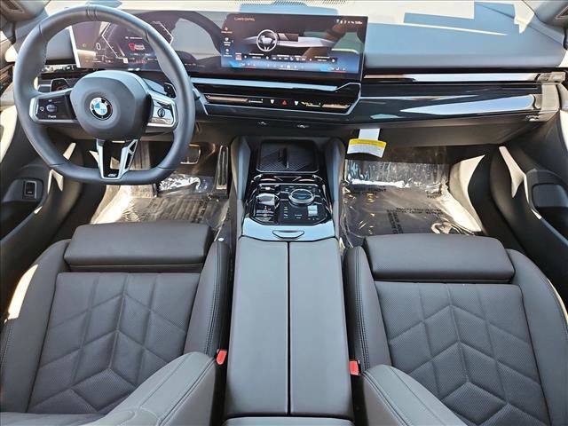 Used 2026 BMW 530i w/ M Sport Package RWD image 18