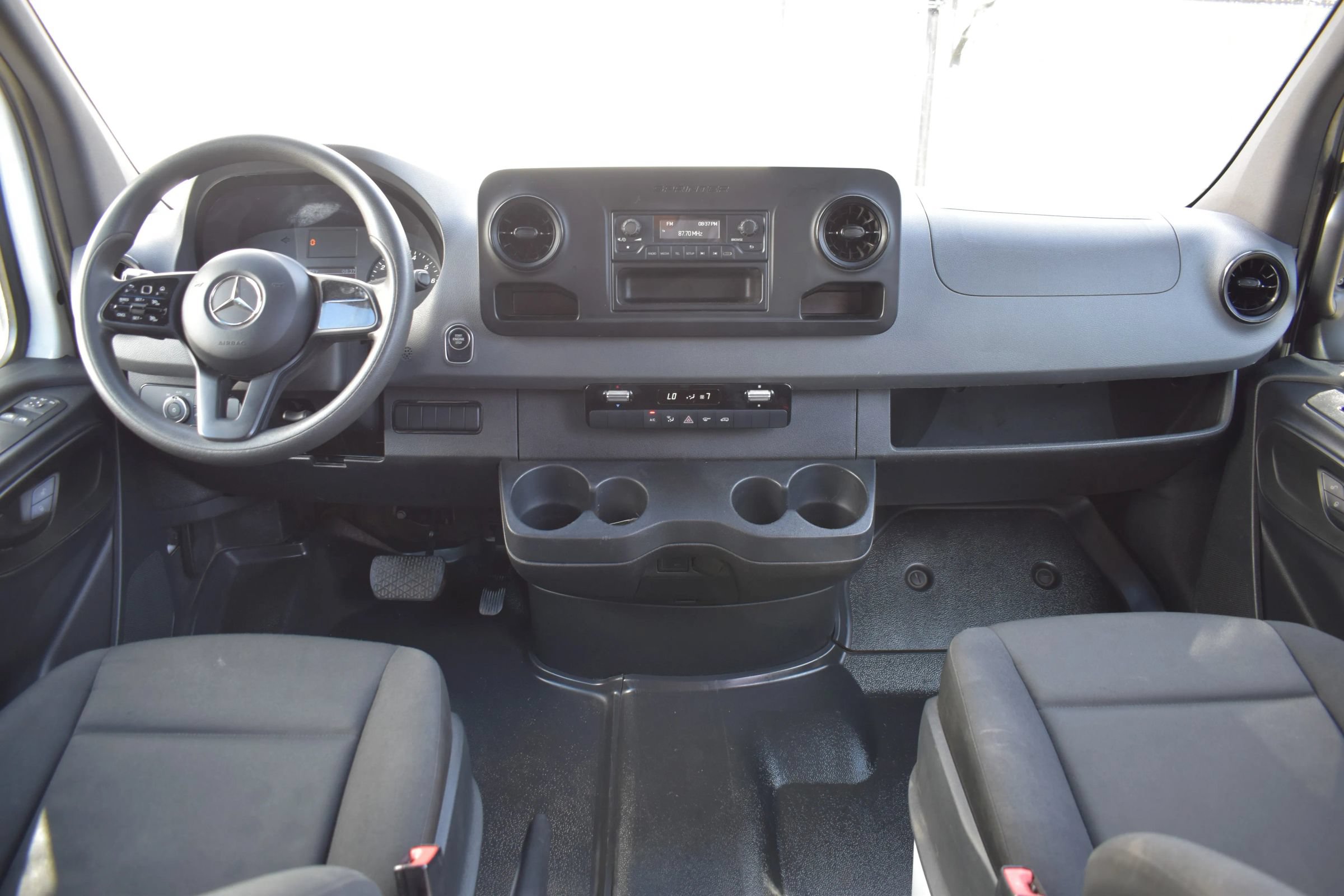 Used 2021 Mercedes-Benz Sprinter 2500 image 13