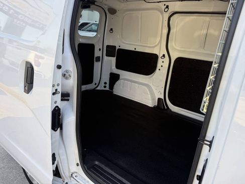 Used 2021 Nissan NV200 SV w/ Back Door Glass Package FWD image 29