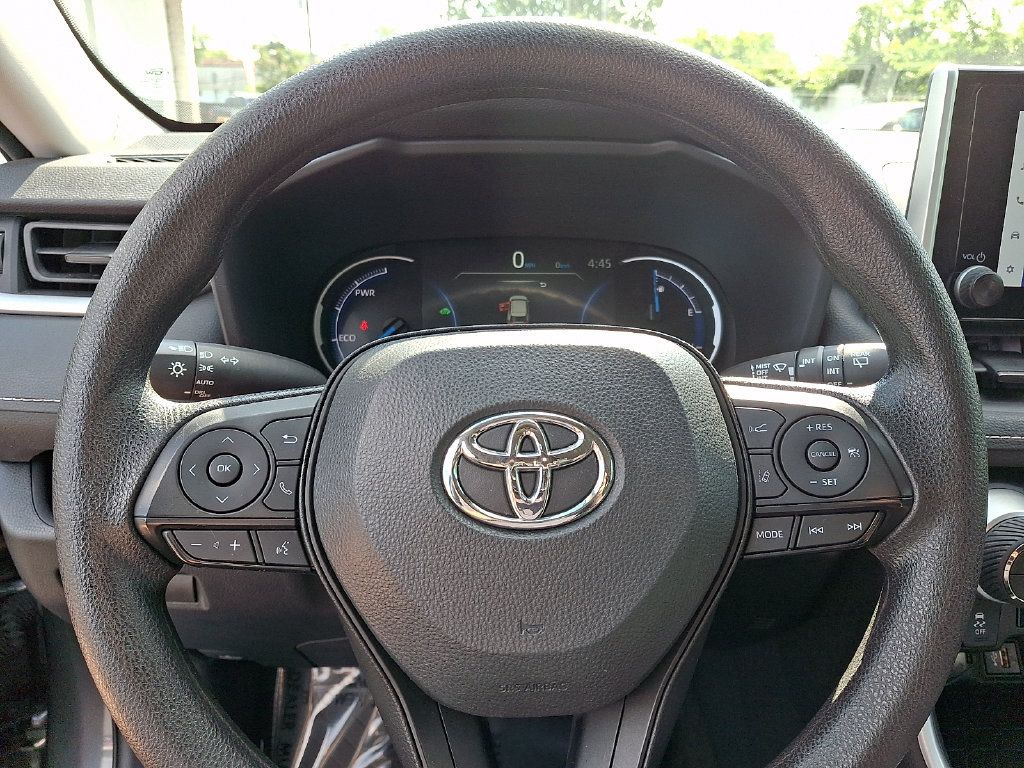 Certified 2024 Toyota RAV4 XLE AWD/4WD image 22