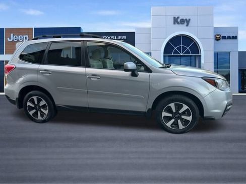 Used 2018 Subaru Forester 2.5i Premium image 11