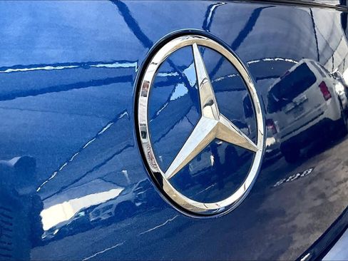 Used 2023 Mercedes-Benz C 300 Coupe image 10