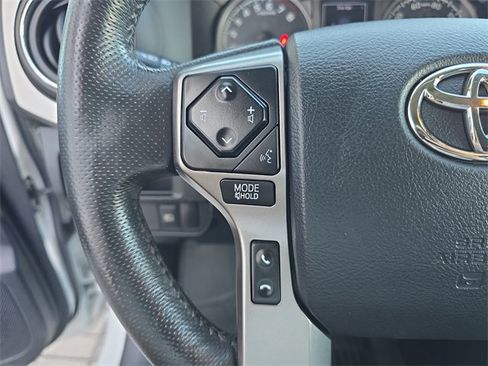 Used 2018 Toyota Tacoma SR5 image 24