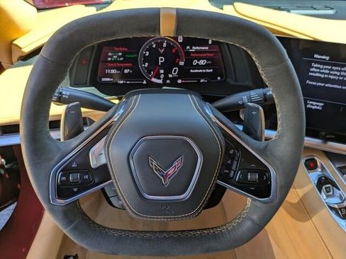 Used 2021 Chevrolet Corvette Stingray Premium Conv w/ Z51 Performance Package image 17