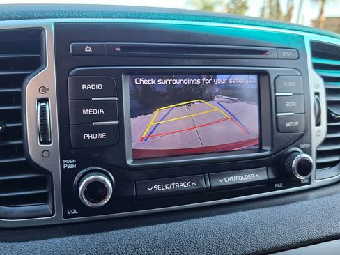 Used 2019 Kia Sportage LX image 34