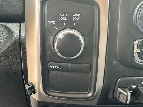 Used 2017 RAM 2500 SLT w/ Off Road Package image 25