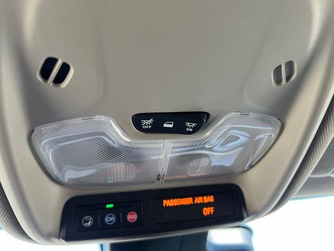 Used 2025 Buick Encore GX Preferred w/ Advanced Technology Package FWD image 41