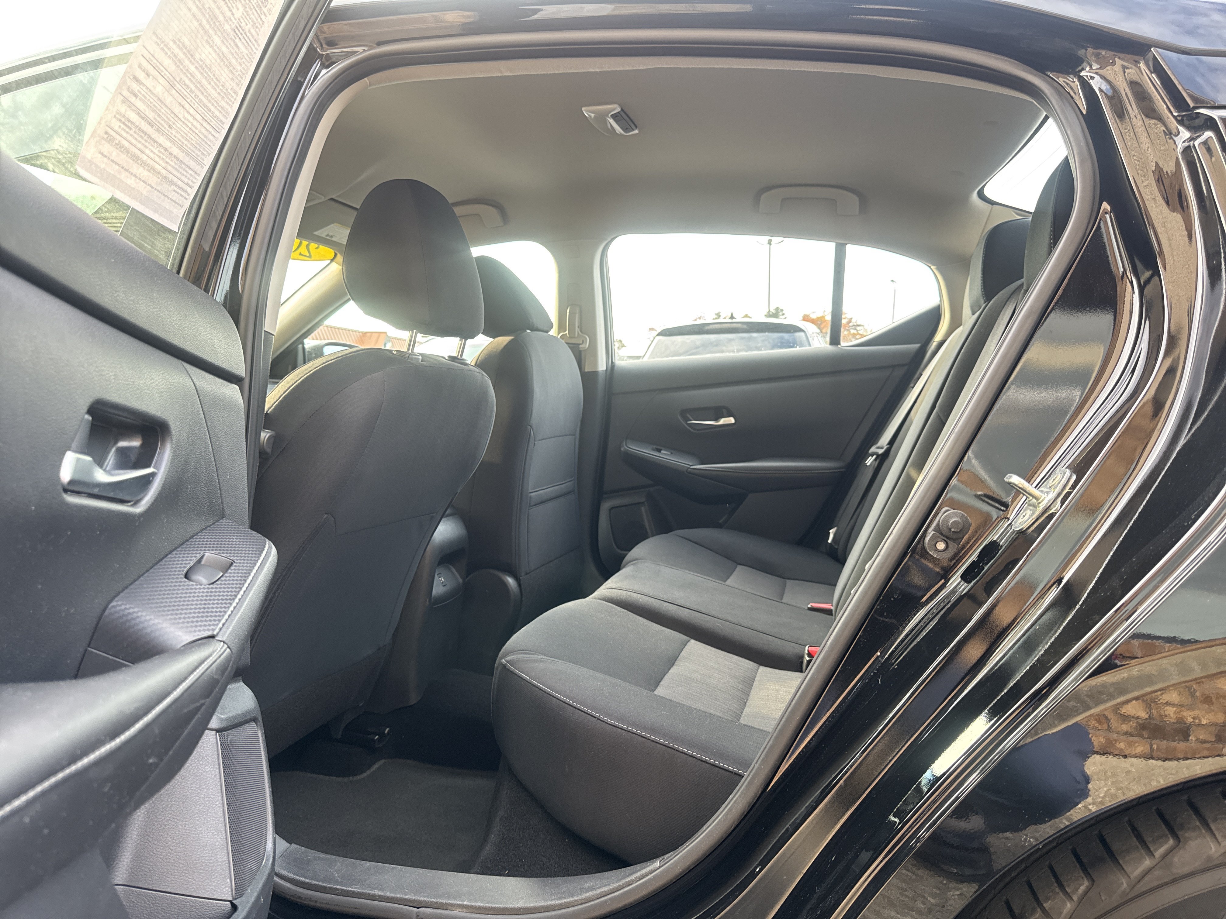 Used 2023 Nissan Sentra SV w/ All-Weather Package FWD image 10
