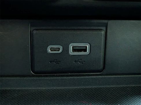 Used 2021 Chevrolet Tahoe LT image 31