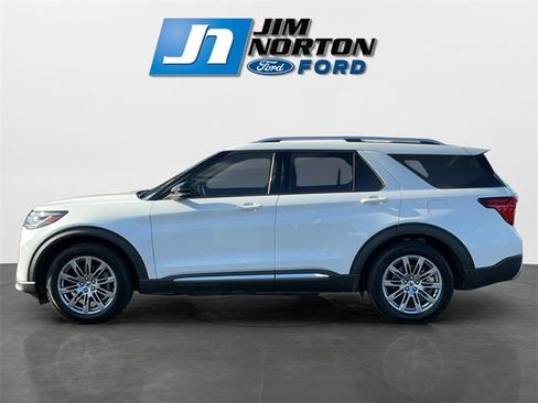 Used 2025 Ford Explorer Platinum image 6