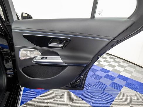 Used 2024 Mercedes-Benz E 450 4MATIC Sedan image 17