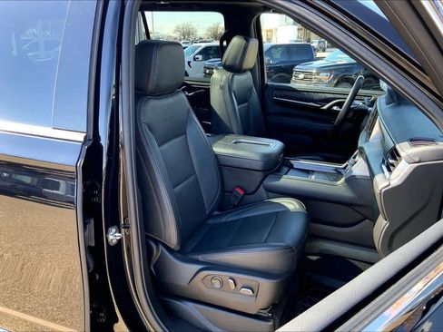 Certified 2024 GMC Yukon Denali AWD/4WD image 16