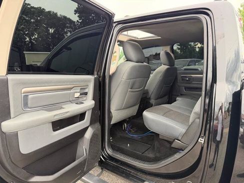 Used 2014 RAM 1500 SLT AWD/4WD image 14