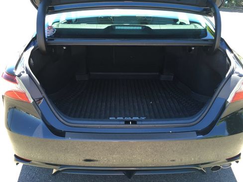 Used 2024 Toyota Camry SE AWD/4WD image 6