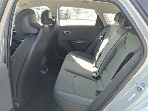 Used 2025 Kia K4 LXS image 11