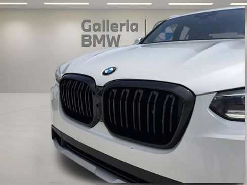 Used 2022 BMW X3 sDrive30i w/ Premium Package 2 (ZPA) RWD image 2