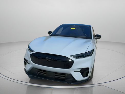 New 2025 Ford Mustang Mach-E GT image 9