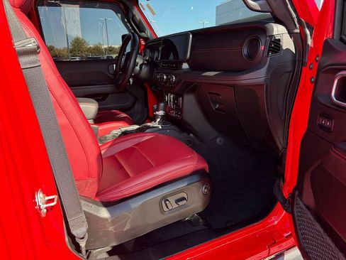 Used 2024 Jeep Wrangler Unlimited Rubicon 392 AWD/4WD image 10