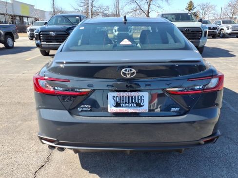 Used 2026 Toyota Camry SE image 6