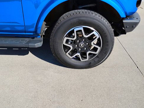 Used 2022 Ford Bronco Outer Banks image 27