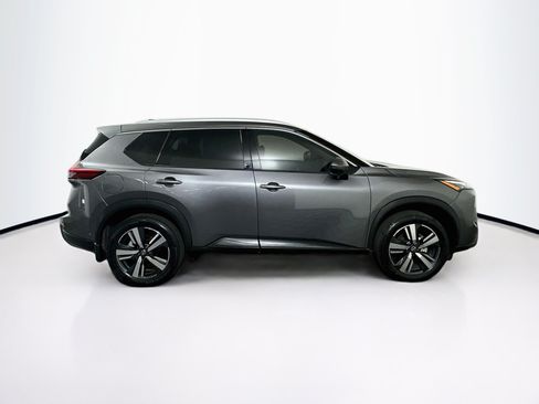 Used 2024 Nissan Rogue SL w/ SL Premium Package FWD image 10