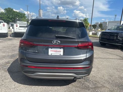 Used 2023 Hyundai Santa Fe SEL FWD image 4