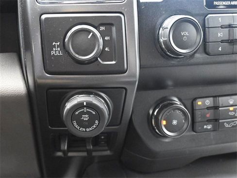 Used 2019 Ford F150 XLT w/ Equipment Group 302A Luxury image 31