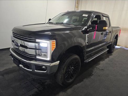 Used 2017 Ford F250 Lariat w/ Lariat Ultimate Package image 2