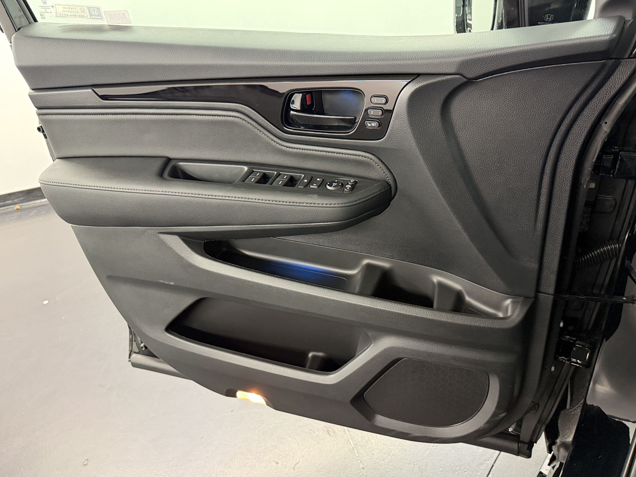 New 2027 Honda Odyssey Elite image 14