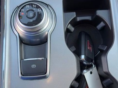 Certified 2023 Ford Edge ST image 17