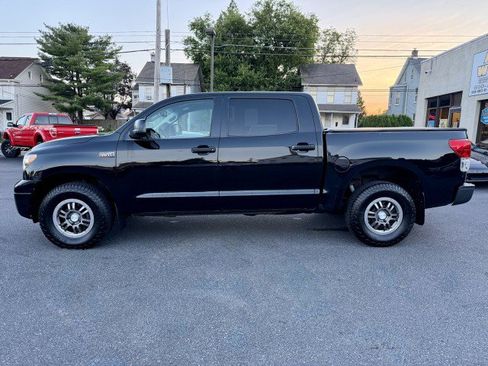 Used 2010 Toyota Tundra 4x4 CrewMax image 5