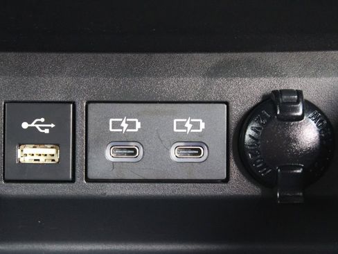 Used 2022 Toyota Highlander XSE image 25