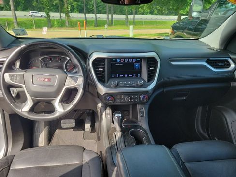 Used 2018 GMC Acadia SLT FWD image 24