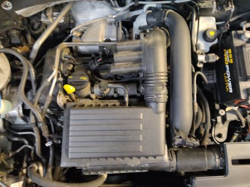 Used 2017 Volkswagen Jetta SE FWD image 30