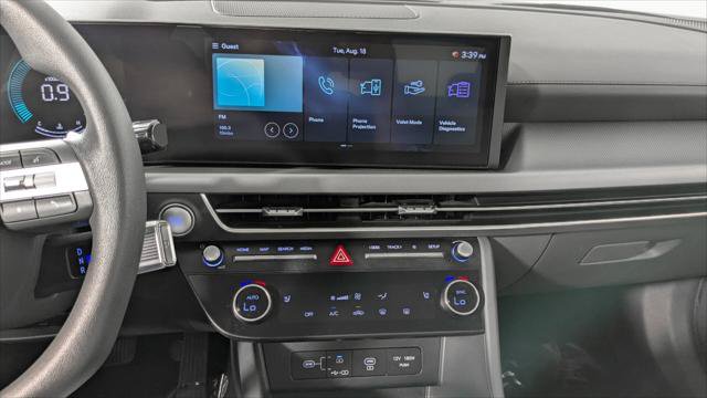 Used 2025 Hyundai Sonata SEL FWD image 28