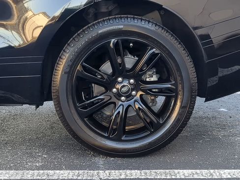 Used 2020 Land Rover Range Rover Velar R-Dynamic S image 14