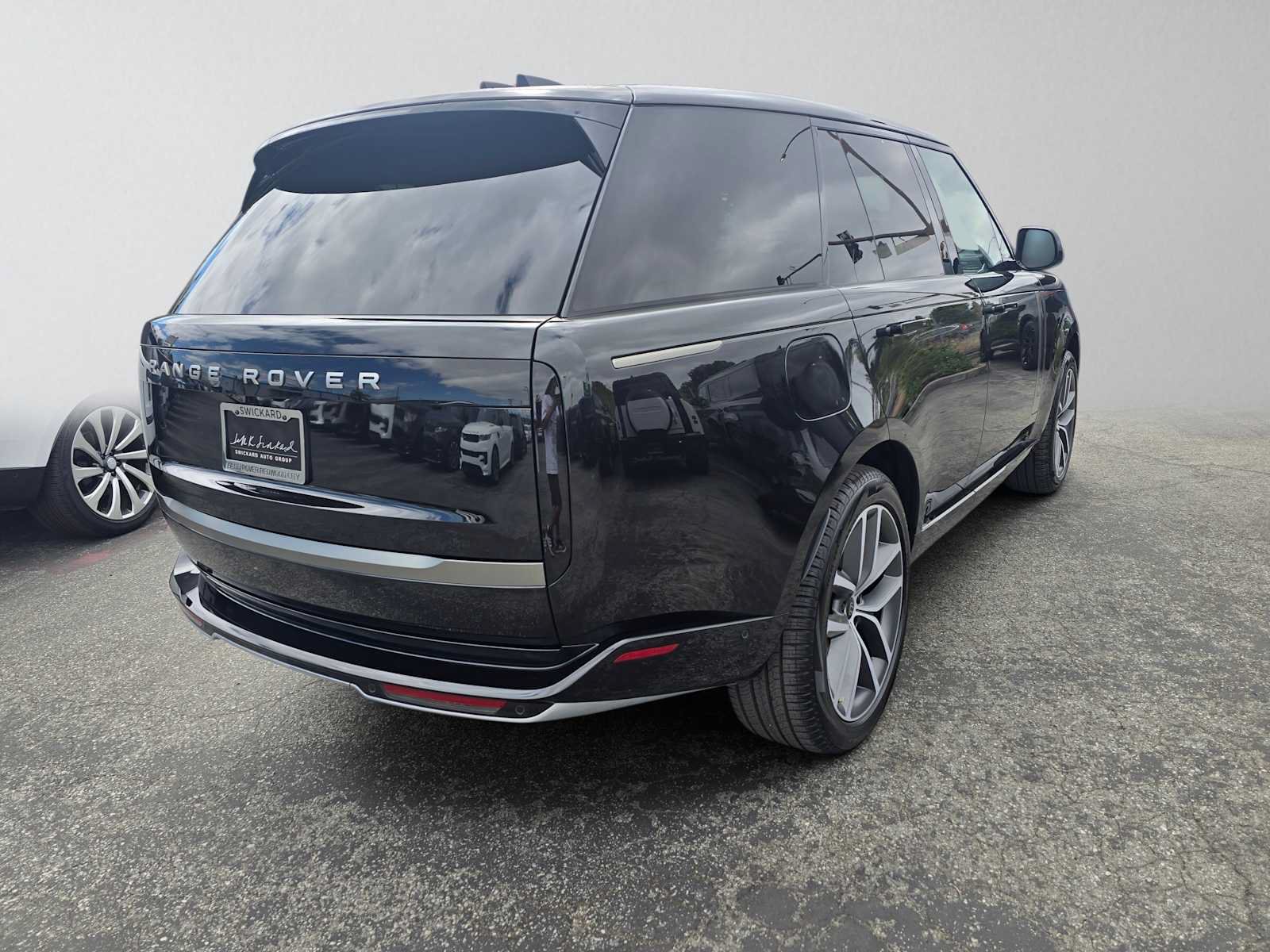 New 2027 Land Rover Range Rover SE AWD/4WD image 5