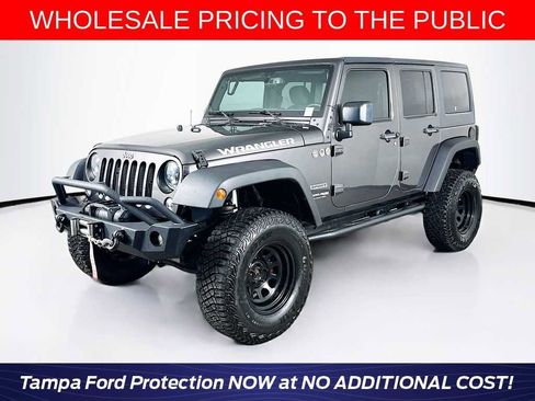 Used 2018 Jeep Wrangler Unlimited Sport S AWD/4WD image 1