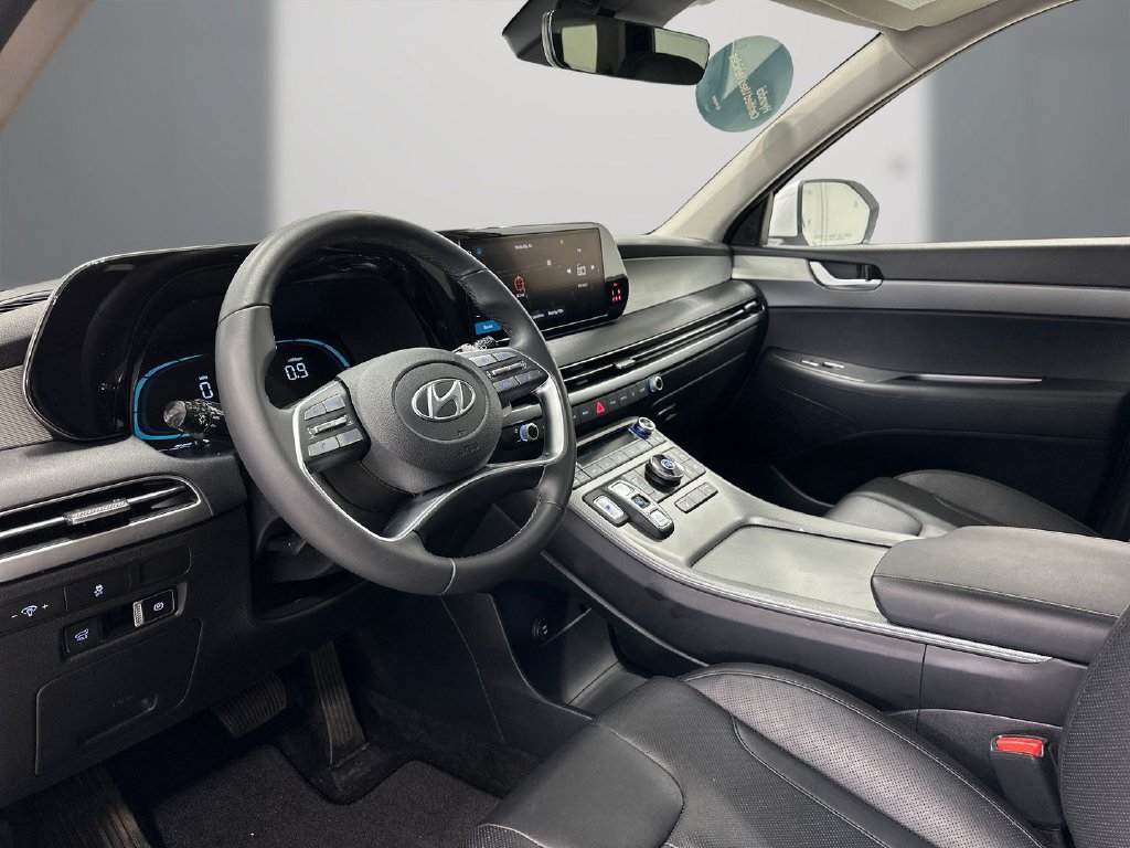 Used 2024 Hyundai Palisade SEL FWD image 14