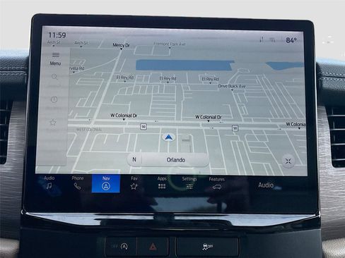 Used 2024 Ford Expedition Limited image 15