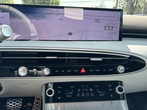 New 2026 Genesis Electrified GV70 image 22