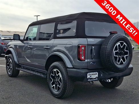 Used 2024 Ford Bronco Outer Banks image 5
