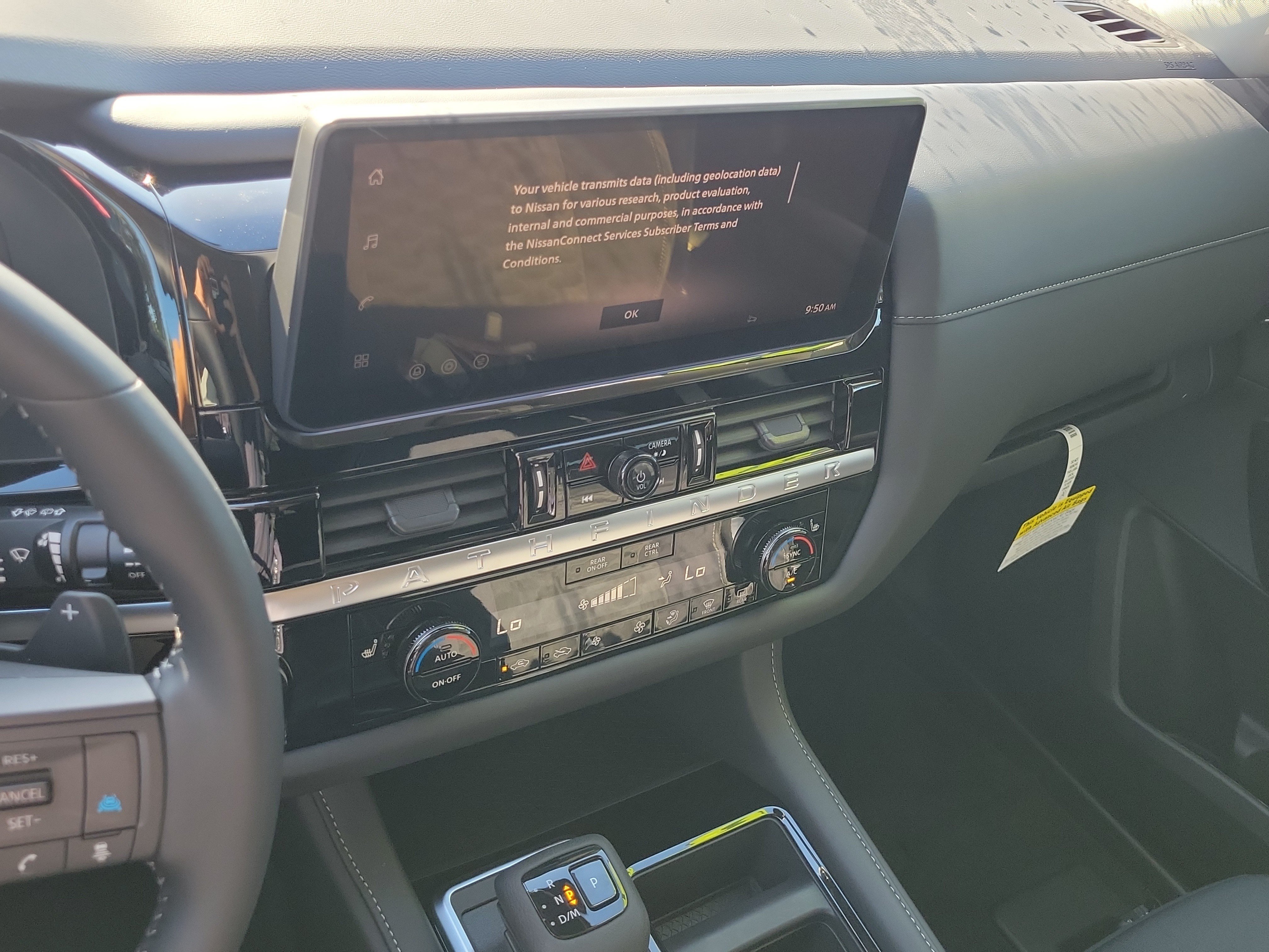 Used 2026 Nissan Pathfinder SV FWD image 24