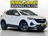 Used 2020 Buick Encore GX Essence image 2