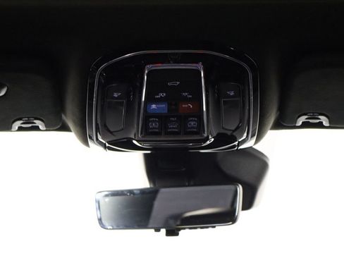 Used 2023 Jeep Grand Wagoneer L Series II w/ Premium Group II AWD/4WD image 27