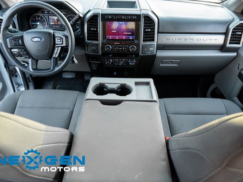 Used 2022 Ford F350 XLT image 11
